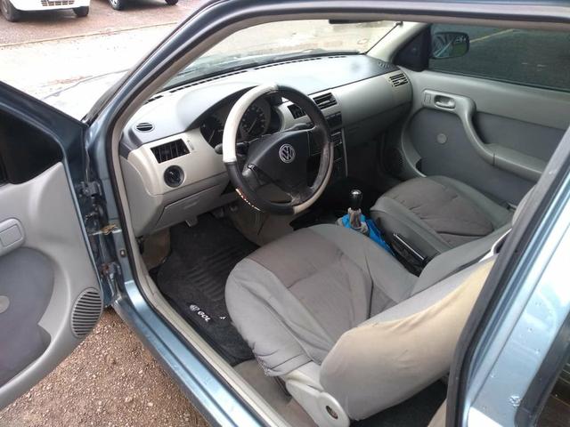 Gol 2001 - Foto 2