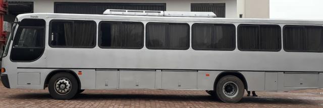 Onibus- Vw Comil Versatile- 42 pass. ano 98 - Foto 9
