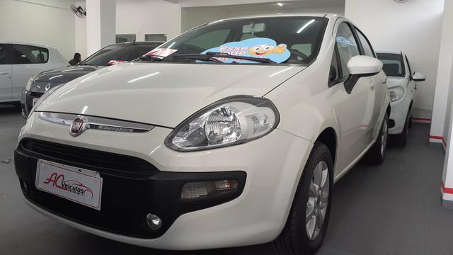 Fiat Punto 1.4 Atractive 2013