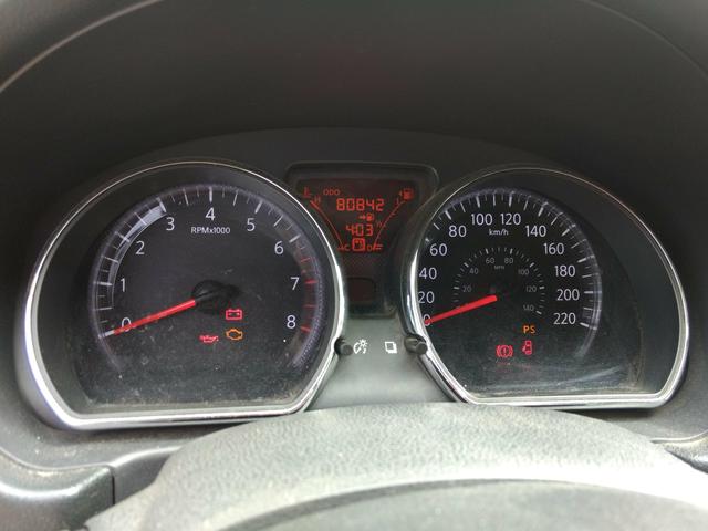 Nissan Versa - Foto 5