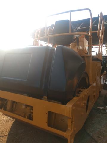 Rolo compactador 434C Cat 9500hs - Foto 4