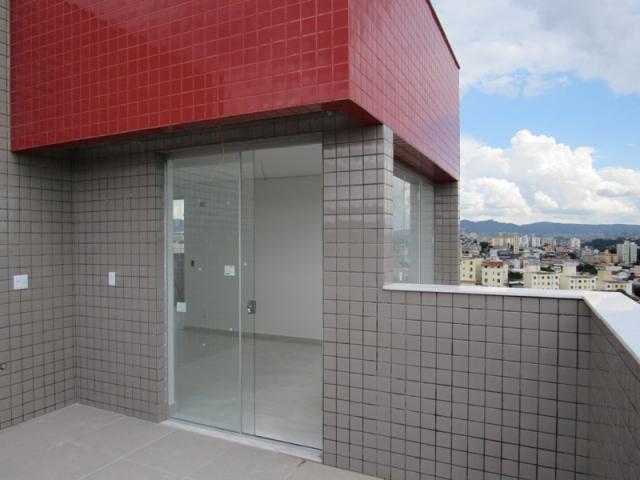 RM imóveis vende cobertura 03 quartos com suíte no Caiçara!