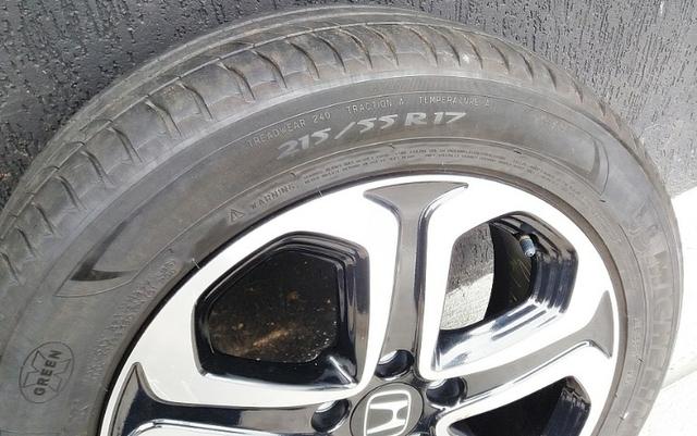 Rodas Honda Hr-v 215/55 R17 com pneu - Foto 4
