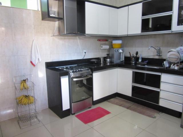 Rm imóveis vende excelente casa no glória com habite-se! - Foto 8