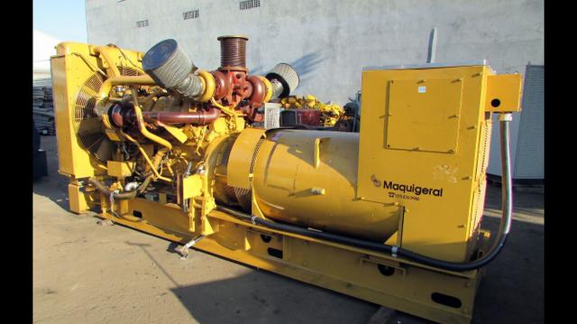 Grupo Gerador Caterpillar 3412 Maquigeral Weg com painel de transferência de 1023 KVA - Foto 4
