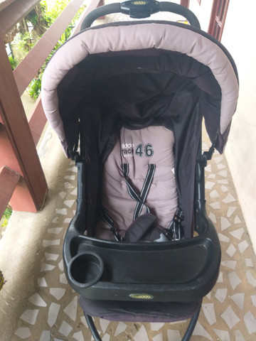Carrinho Kiddo.Vendo ou troco por Bicicleta feminina.
