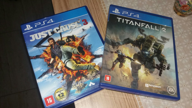 2 jogos ps4 100$