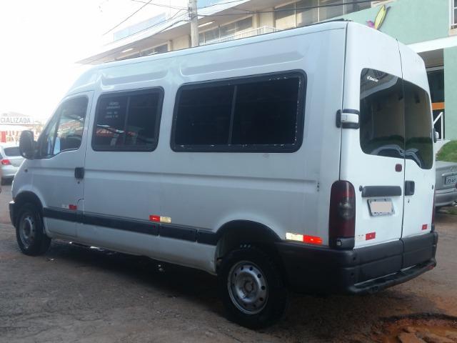 Renault Master 2.5 toda revisada - Foto 4