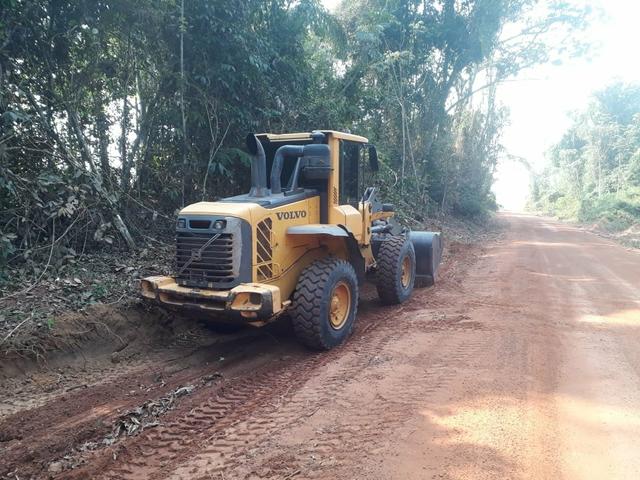Carregadeira volvo l60 f ano 2012 - Foto 6