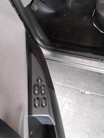 Corsa sedan LS 1.0 - 2012 Completo com Ar - Foto 7