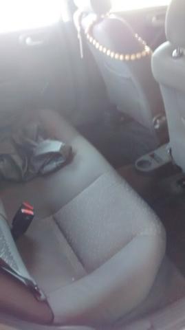 Corsa sedan premium