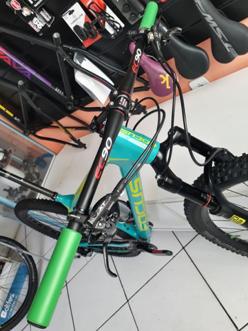 Vende-se linda Bike focus - Foto 2
