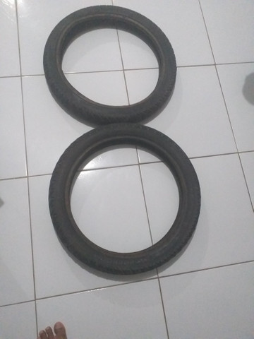 2 pneus