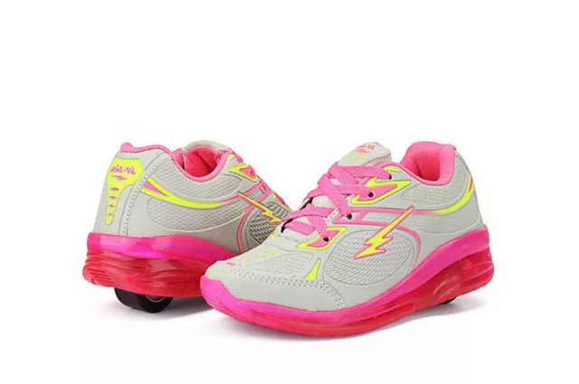 tenis infantil de rodinha e led
