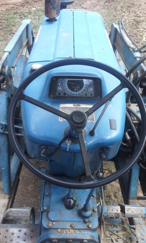 Trator Ford com atrelados - Foto 4