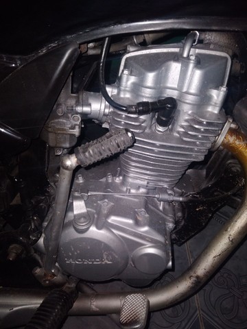 HONDA 2008 MOTO BOA NÃO FUMAÇA