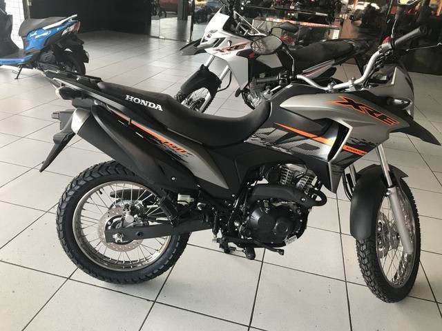HONDA XRE