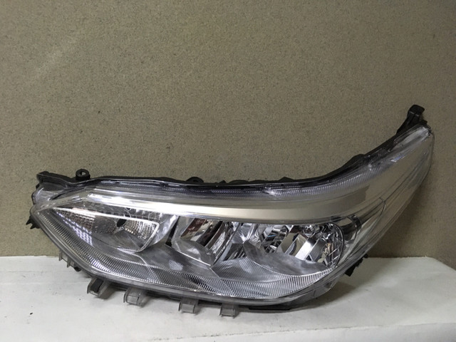 Farol Toyota Yaris (elétrico ) - Foto 3
