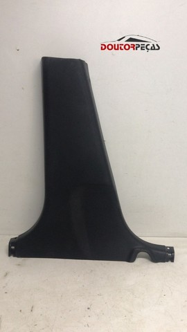 Moldura coluna central esquerdo Nissan Versa 2013 c\detalhe 