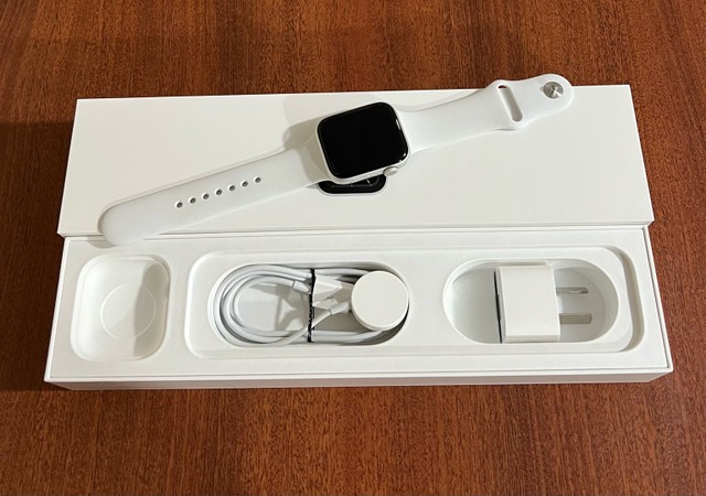 apple watch 5 44mm silver
