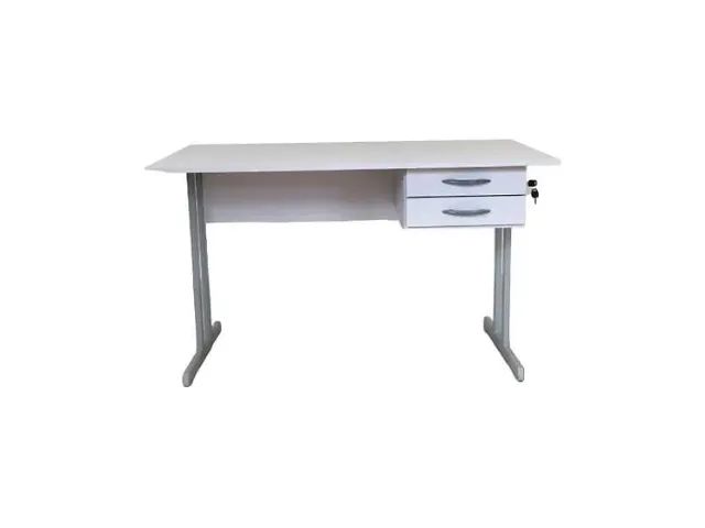 Mesa de escritório com gaveta