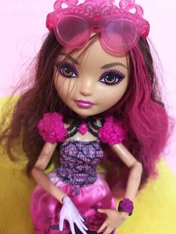 Boneca Ever After High Cobertas De Doce Cedar Wood -Mattel em