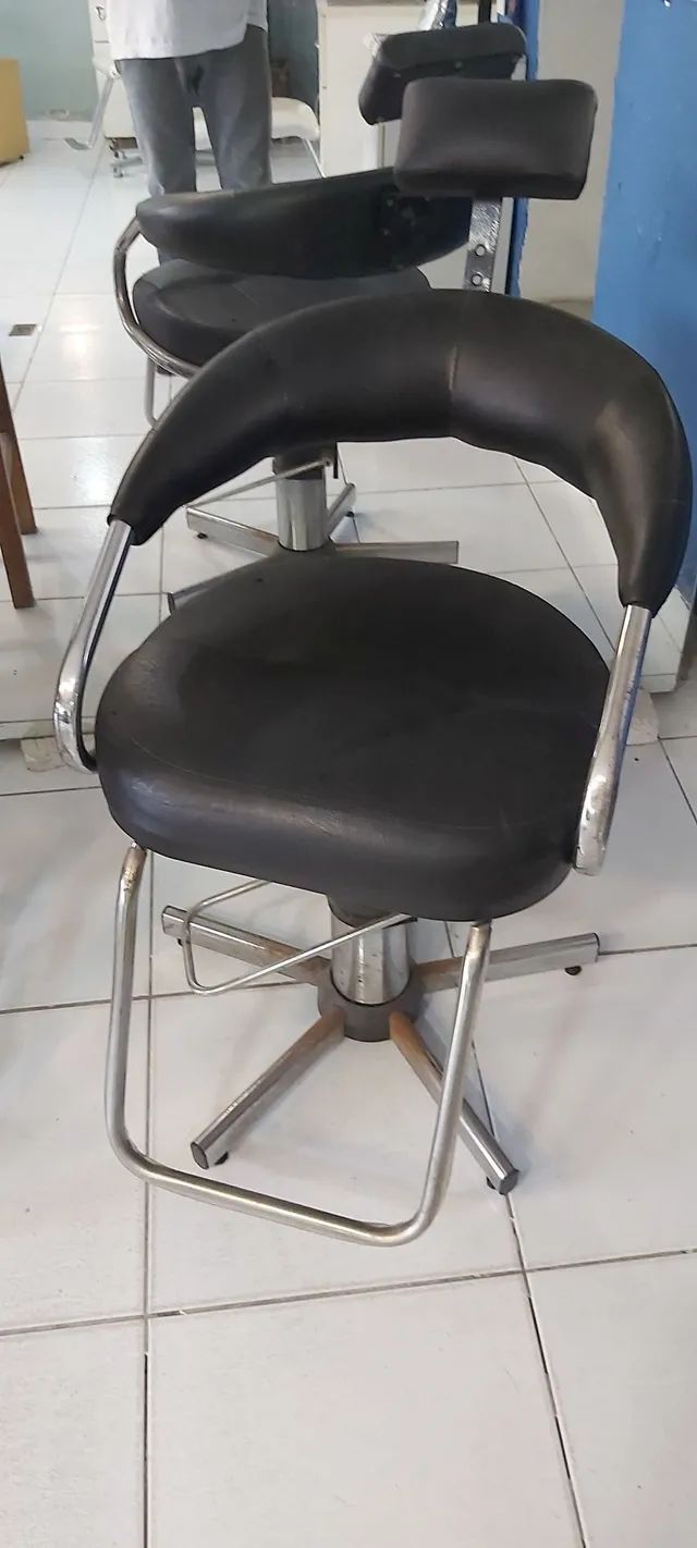 Cadeira para barbeiro infantil - Beleza e saúde - Candeias, Jaboatão dos  Guararapes 1257304948