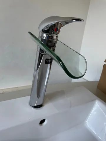 Vende-se Torneira Lavatório Monocomando