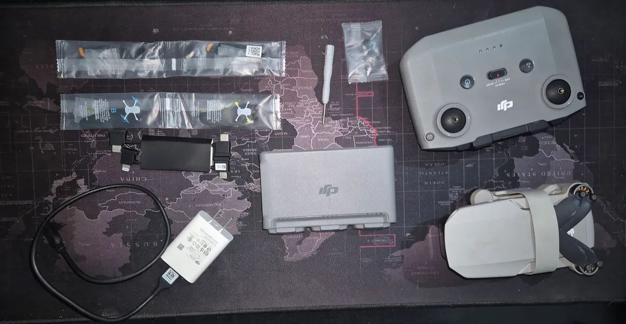 Drone DJI Mini 2 Se - Combo Fly More - Foto 3