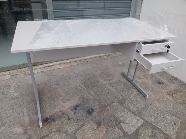 Mesa pra escritório com 02 gavetas  - Foto 3