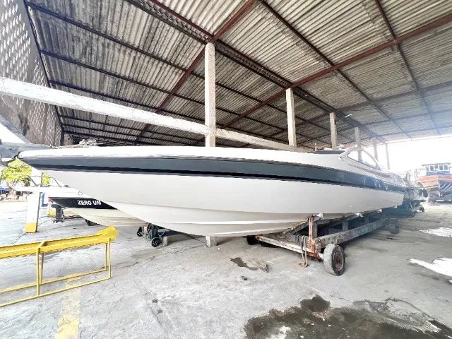Lancha Excalibur 39 | Retrofit 2024 | Motores novos | Pintura | Zerada - Foto 3