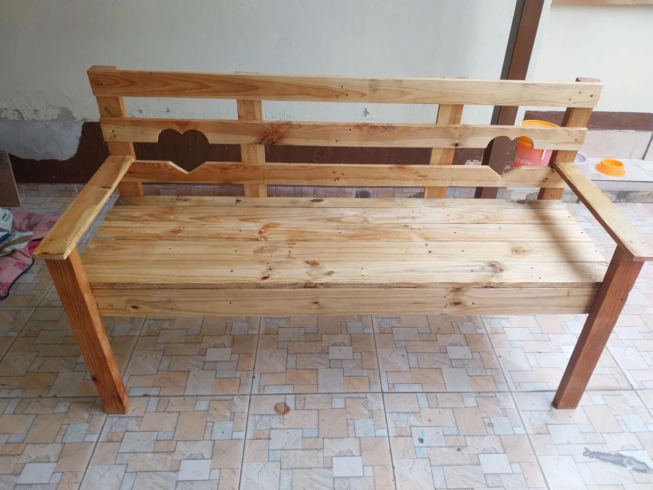 Banco de madeira de pallet 3 lugares - Foto 2