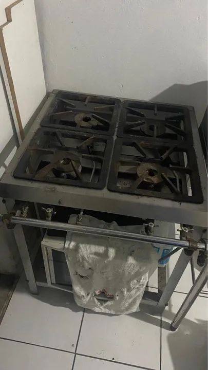 Fogão industrial base toda em inox 