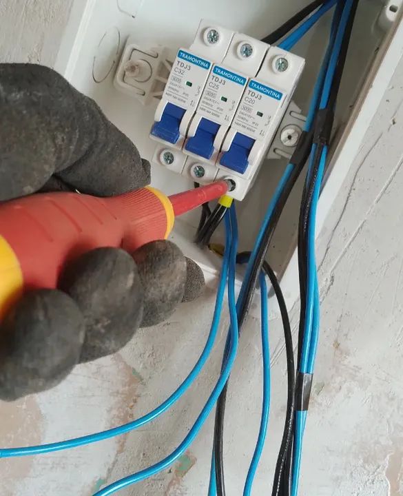 Eletricista Profissional- Eletro Luz! - Foto 5