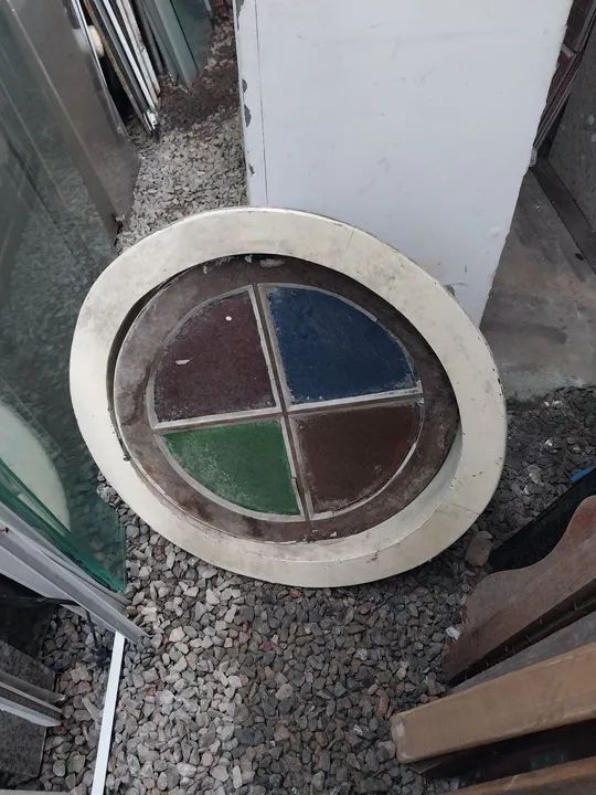 Janela de Vidro Circular para Fundação