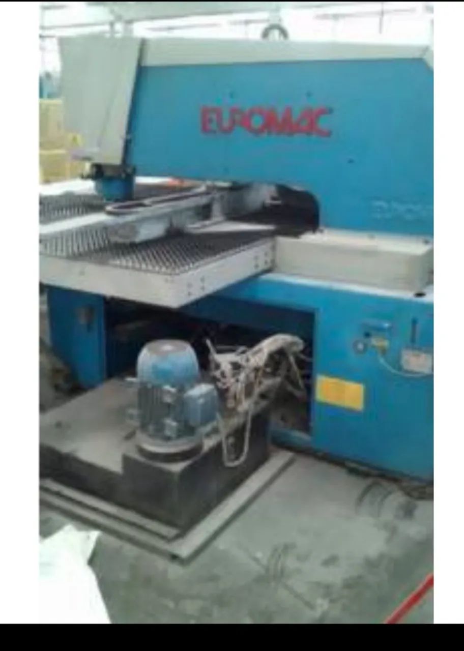 Puncionadeira Euromac ZX 1250/30 - Outros itens para agro e