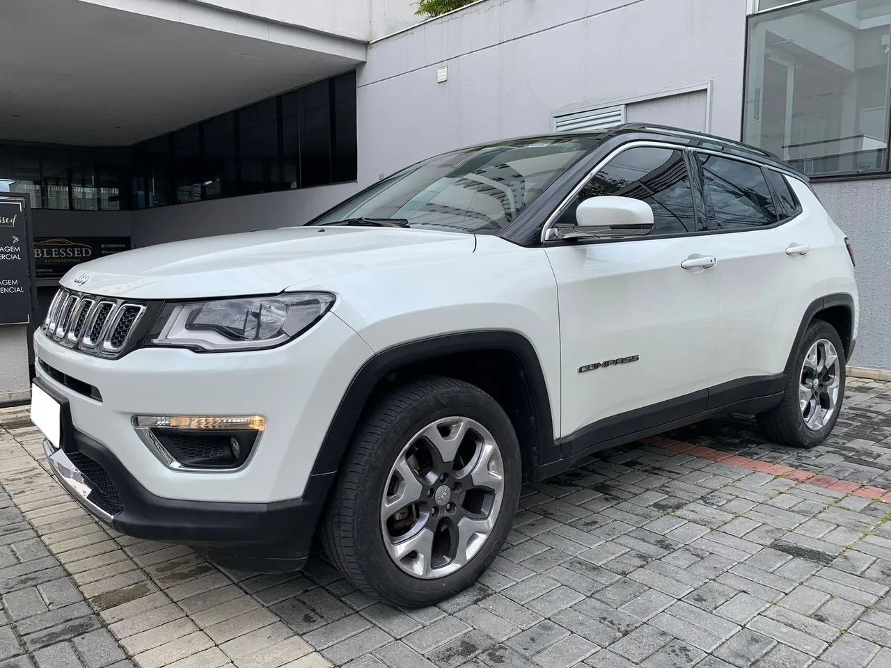 Jeep Compass Limited 2.0 - 2017 - Foto 2