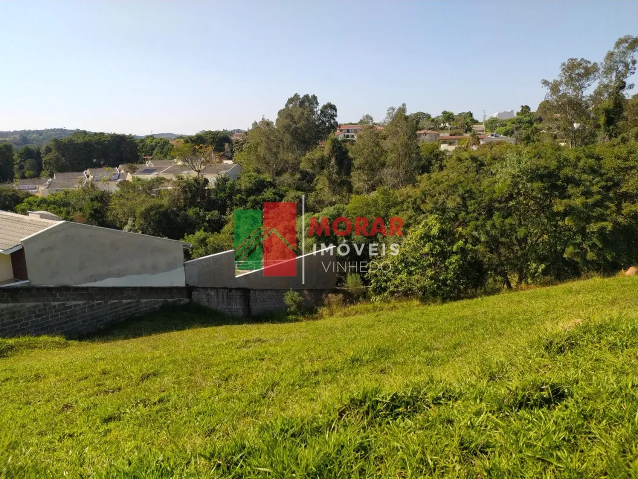Terreno a venda em condomínio em Vinhedo/SP
