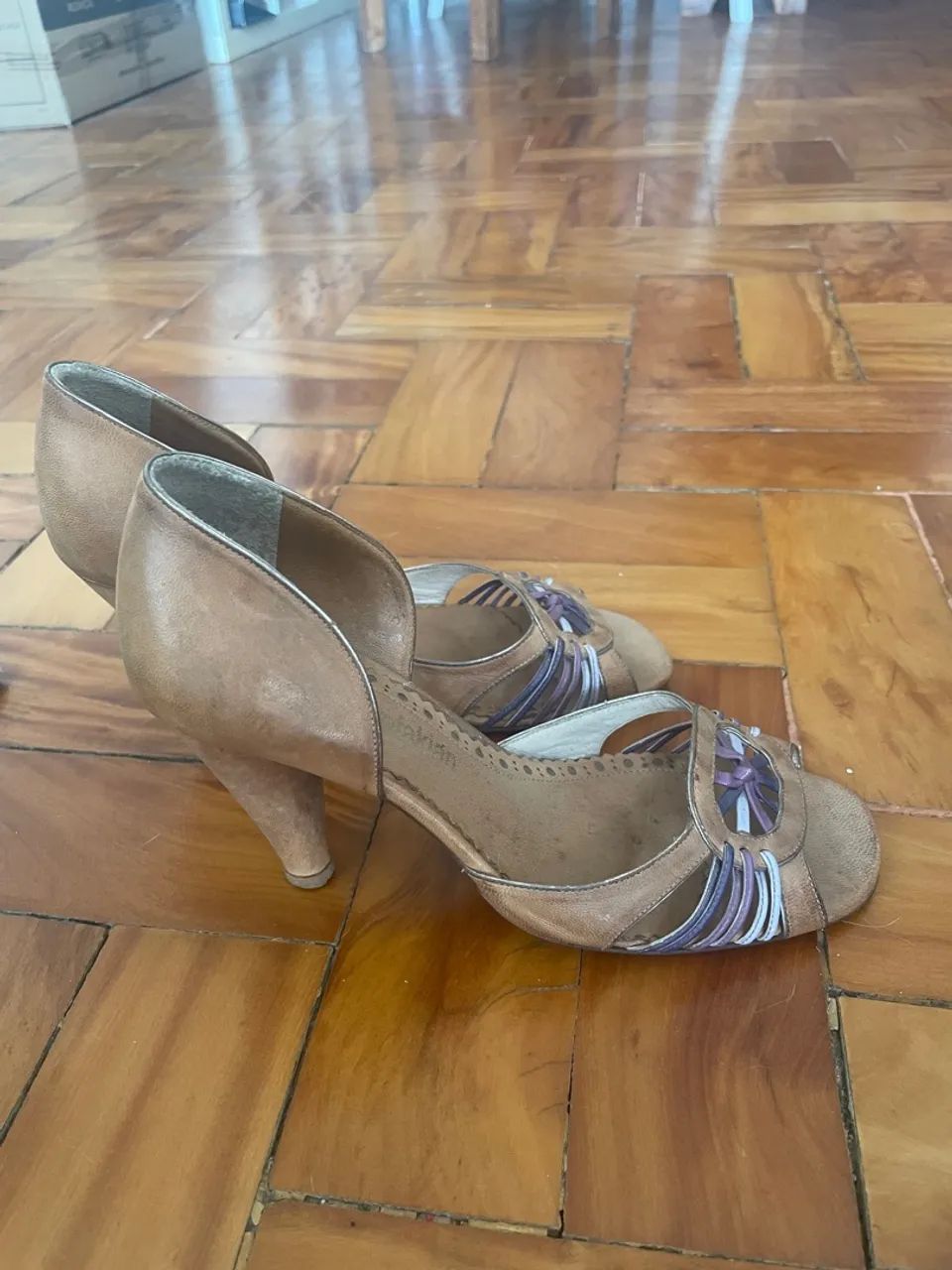 Sapatos Scarpin de couro Sarah Chofakian - Foto 4