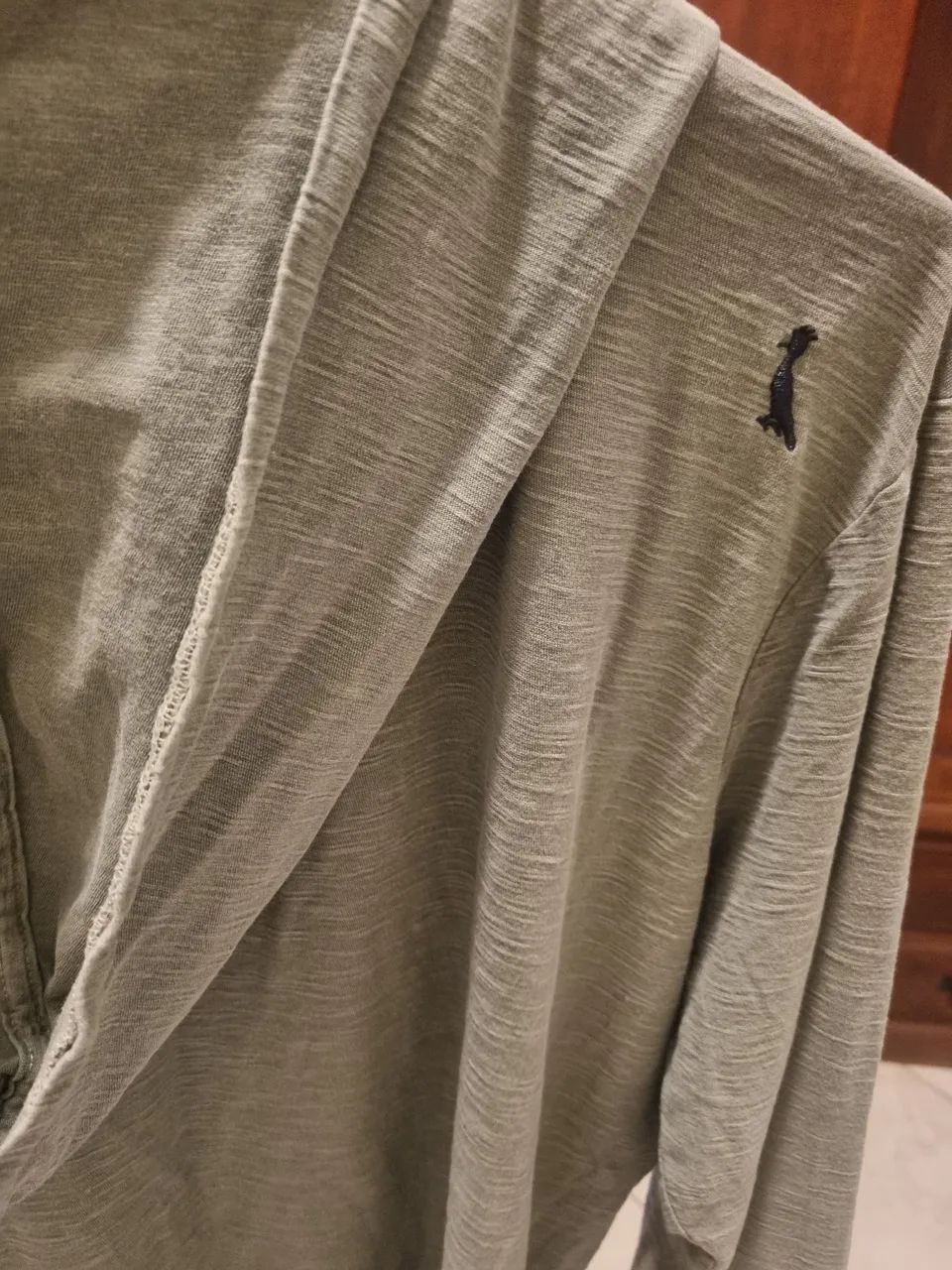 Camiseta da Reserva com Capuz  - Foto 3