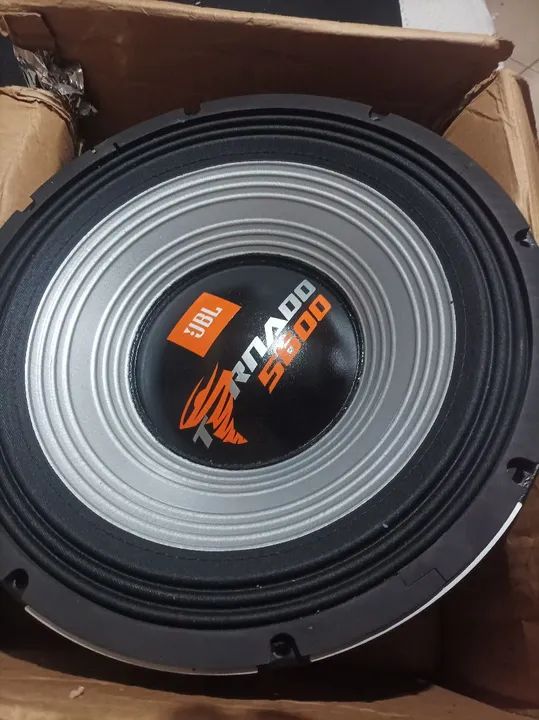 02 Subwoorfer15 pol. JBL 5600 2.800 RMS