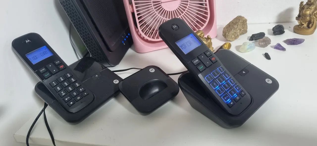 2 Telefones Sem Fio Motorola M4000 e 3 bases