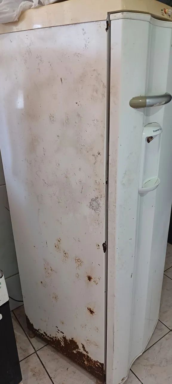 Geladeira Frost Free Usada - Foto 3