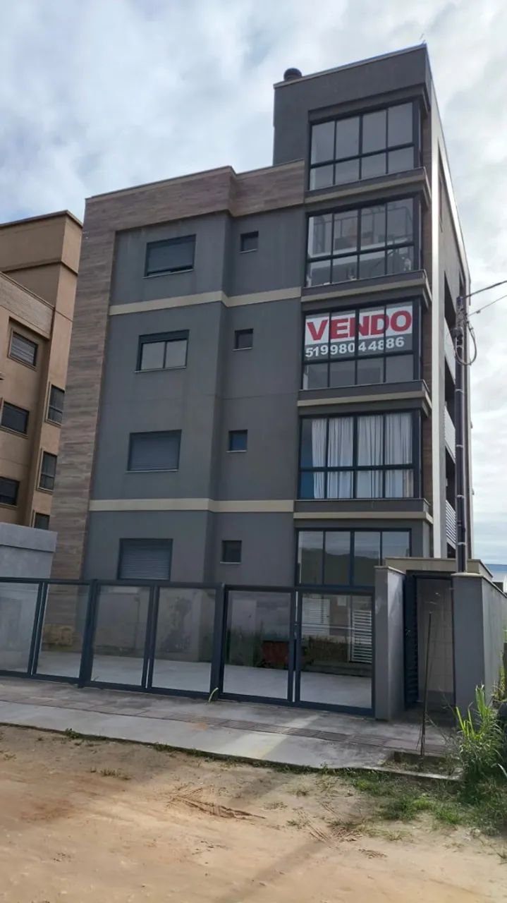 Apartamento no Pine Hall, bairro Village, Imbituba-SC