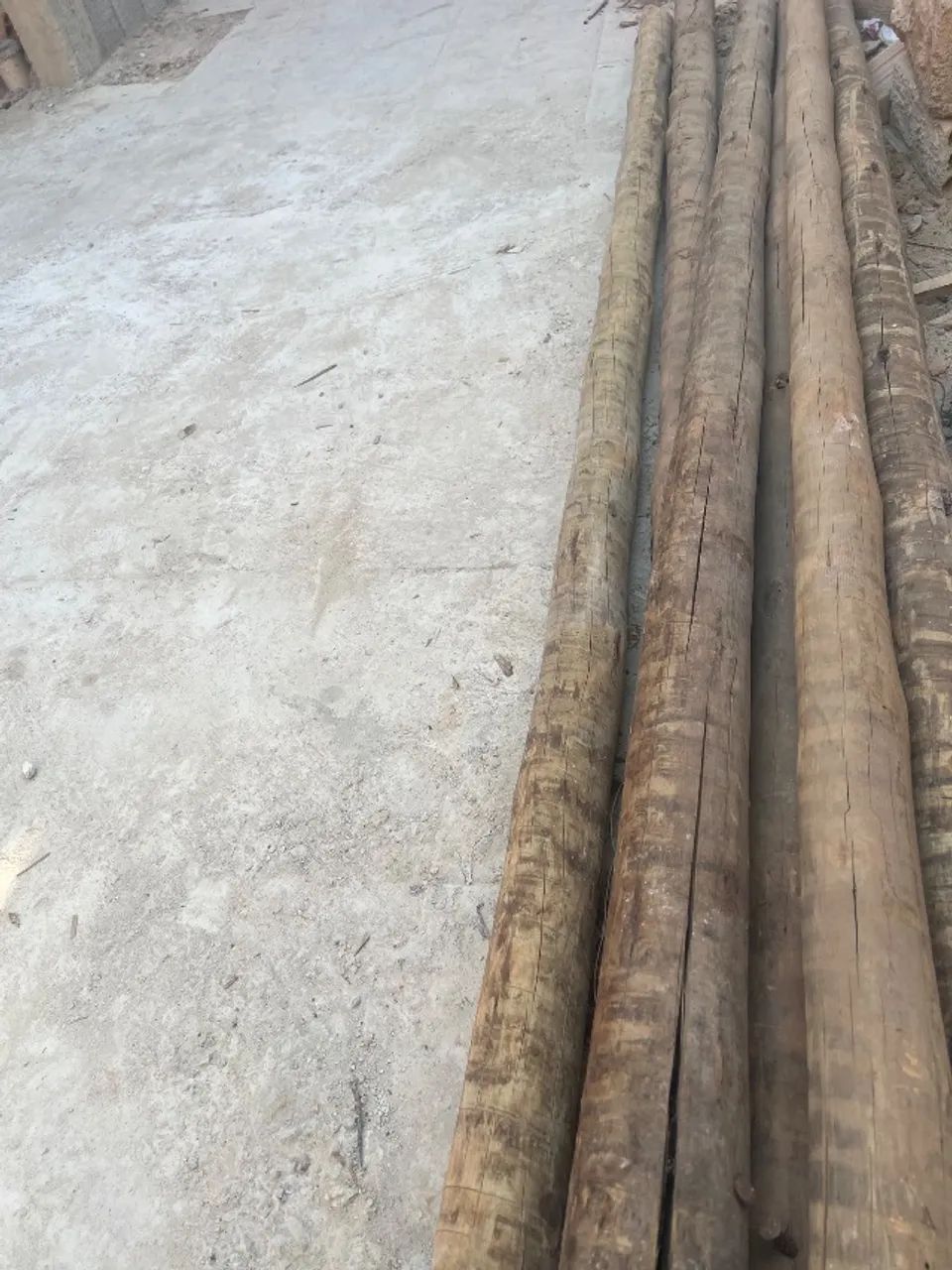 Eucalipto peças várias bitolas RETIRADA - Foto 2