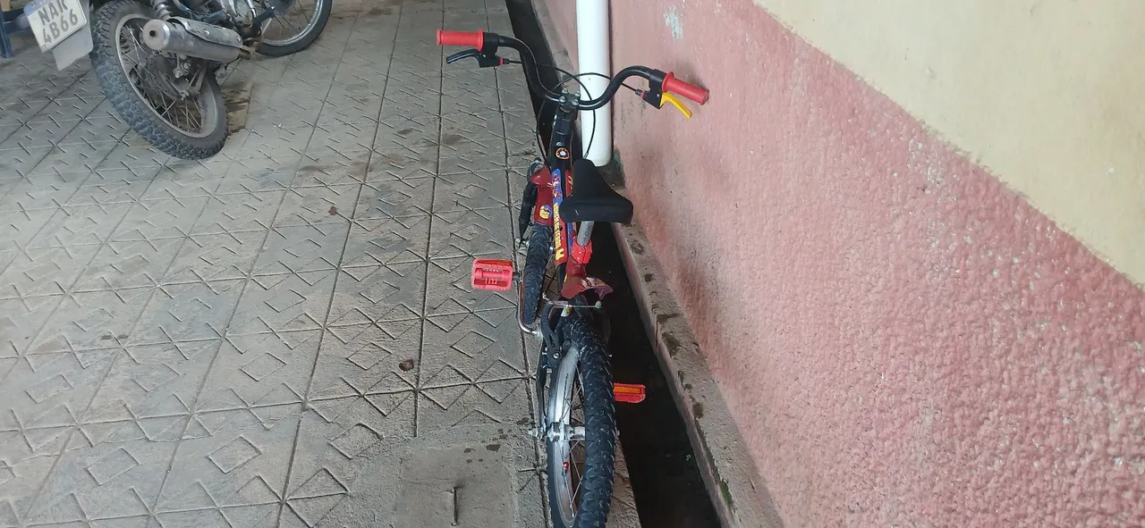 Bicicleta Infantil preta