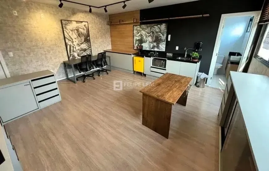 Sala em Coqueiros - Florianópolis, SC