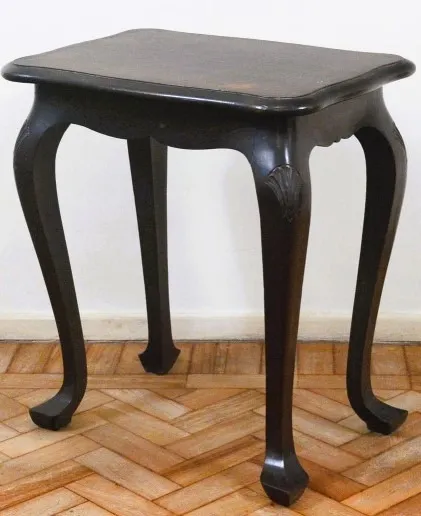 Mesa apoio estilo chipandelle Madeira Tampo retangular Saia Pernas entalhadas e curvas *