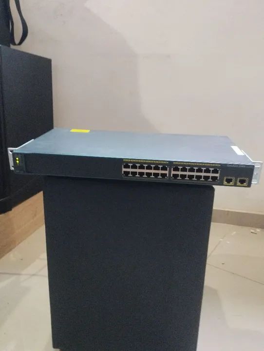 Switch Cisco Catalyst 2960 24p - Foto 5