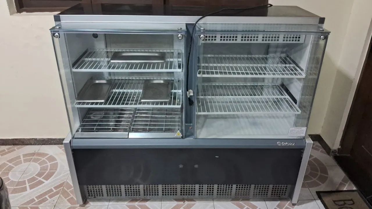 Vitrine Refrigerada para Comércio